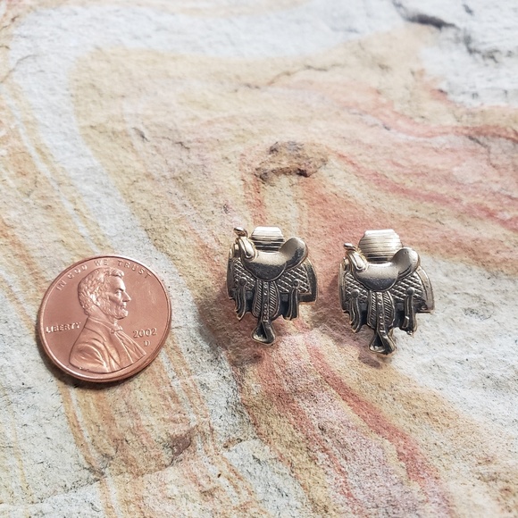 Vintage  Saddle Earrings.ππ - Picture 5 of 5